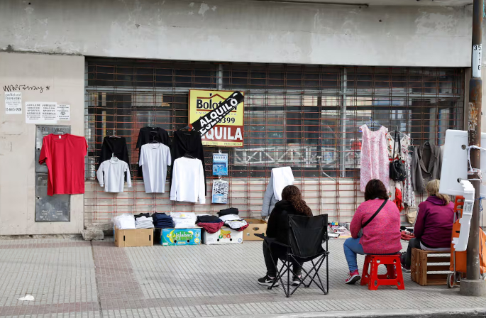 Crisis-social-dramas-y-temores-en-el-conurbano-sin-precios-de-referencia-y-en-medio-de-la-incertidumbre-LA-NACION-04-27-2026_03_08_PM
