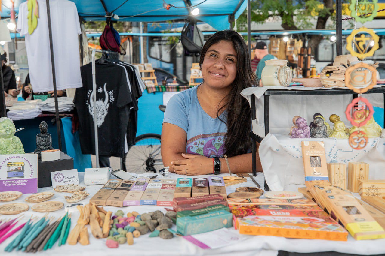 feria-de-artesanias-paseo-de-compras-y-puestos-gastronomicos-E0sUl